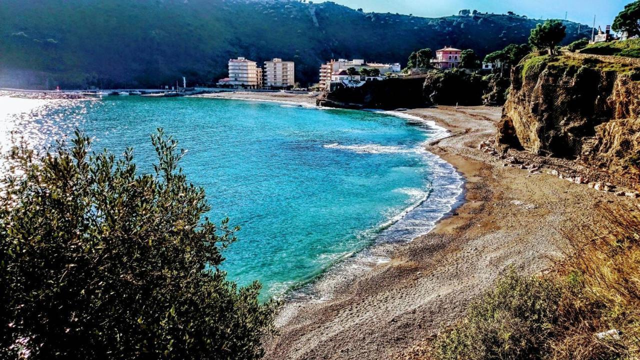 Caseta De Pescadors A Les Cales De Colera, 2ª Linea De Mar Esterno foto
